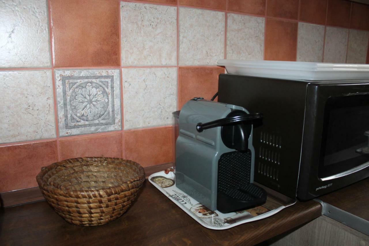 Fekete Rigo Vendeghaz Apartment เอ็กแกร์ซาโลก ภายนอก รูปภาพ